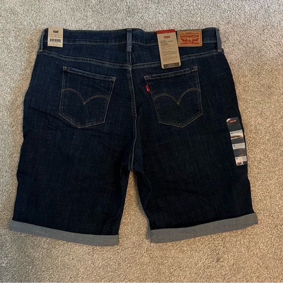 Levi’s Jean Shorts - Picture 3 of 5